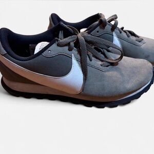 Nike Women’s Pre-Love O.X. Sneakers – Twilight Marsh, Size 8.5